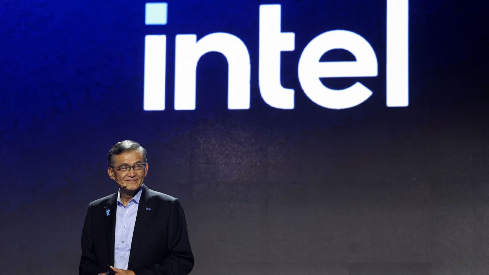 Intel Stock Jumps 11% on Strong Q2 Earnings, Fastest Revenue Growth Since 2011