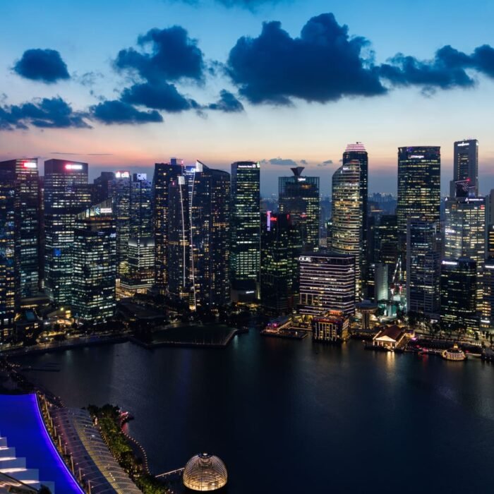 Singapore Tightens Monetary Policy Again as Oil Prices Stoke Inflation Concerns