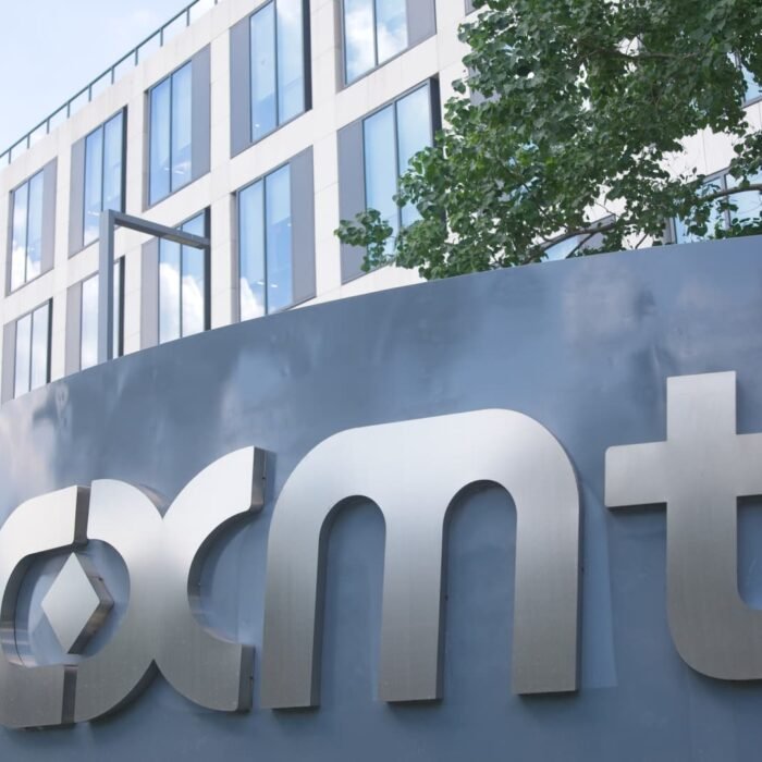Chinese Chipmaker CXMT Surges 470% in Shanghai Trading Debut