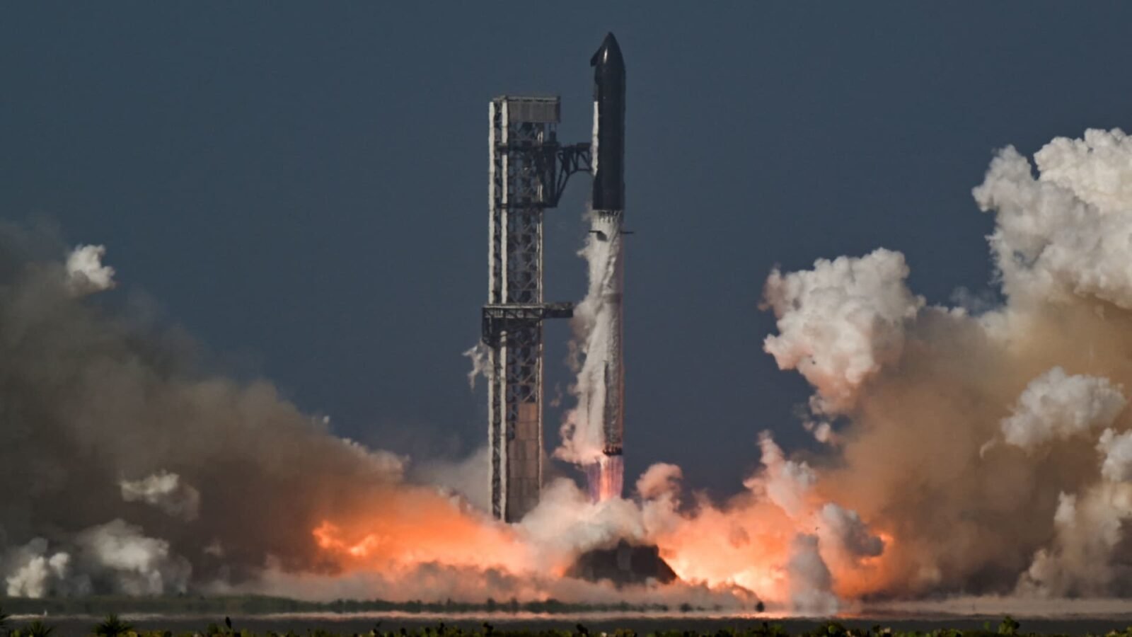 SpaceX Launches Starship Test Flight as Stock Slumps From Peak