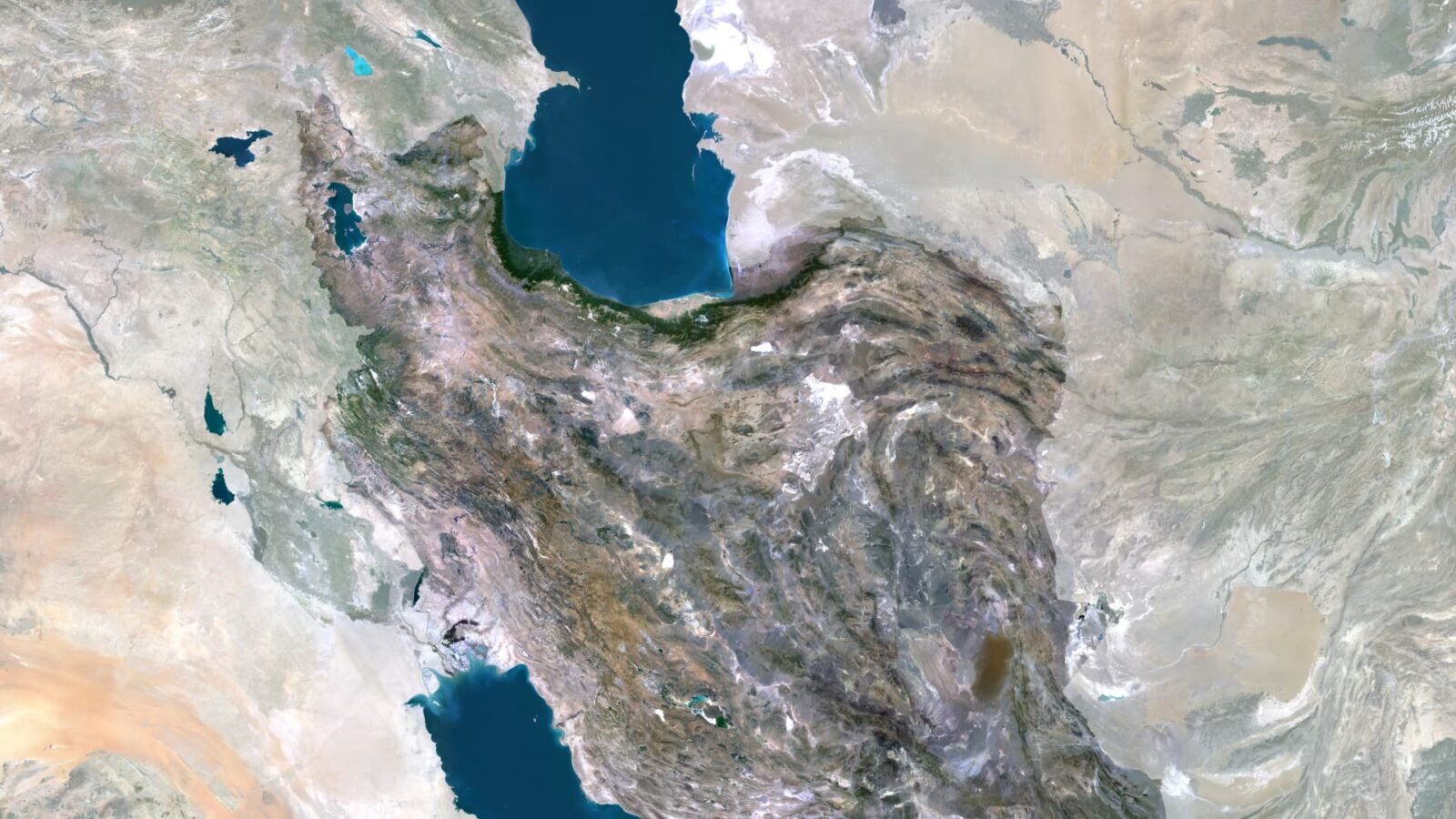 Iran Holds Hormuz Talks with Saudi Arabia and Oman Amid Hostilities Pause