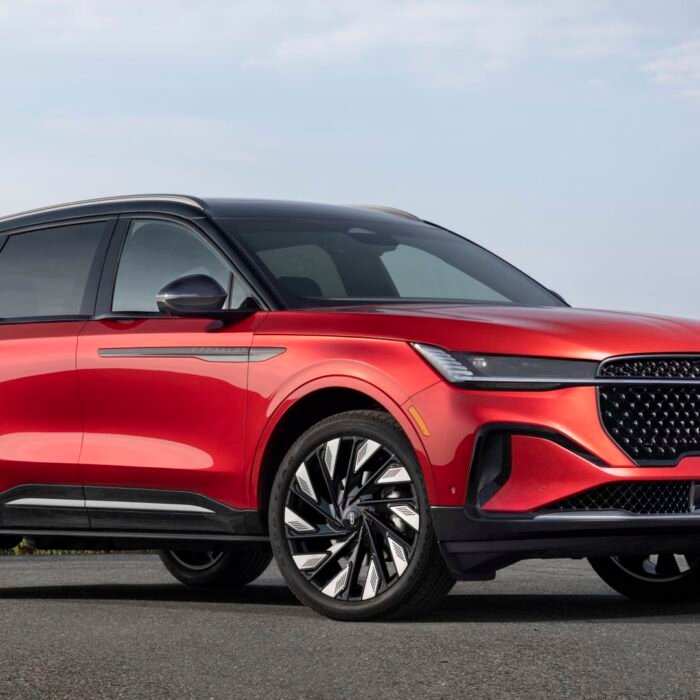 Ford to boost U.S. production of Lincoln vehicles by 2030, ending China imports