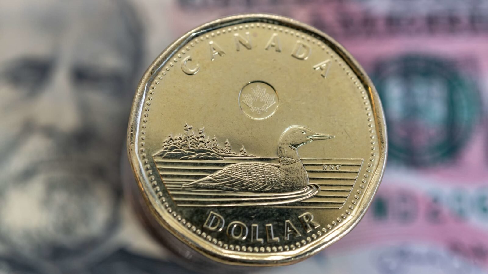 Canada-U.S. trade talks collapse, sparking new tariff war