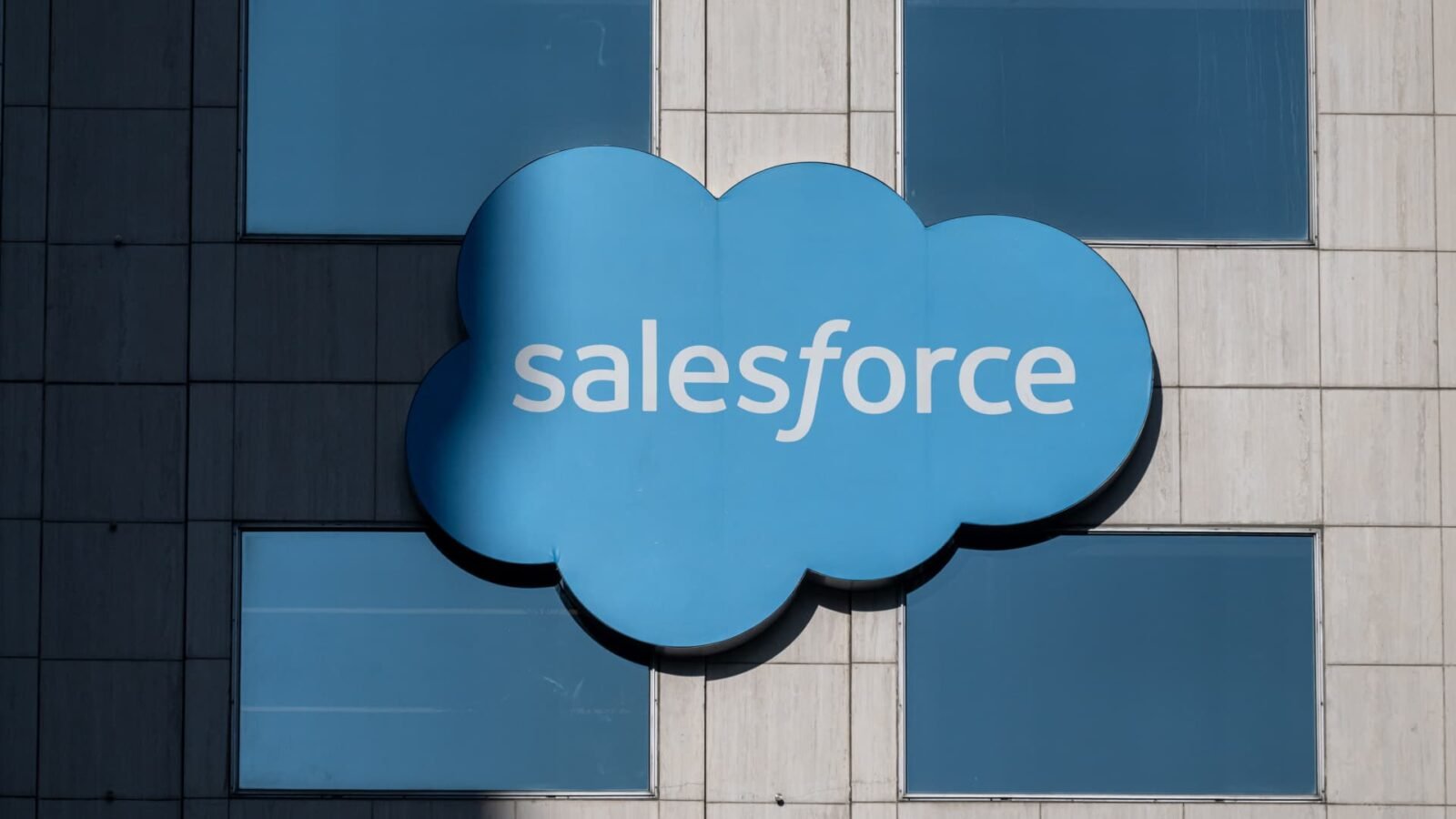 Salesforce stock surges 20% on earnings beat, Anthropic partnership