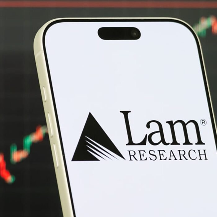 Wall Street's Top Analysts Back Palantir, Amazon, and Lam Research for Long-Term Growth