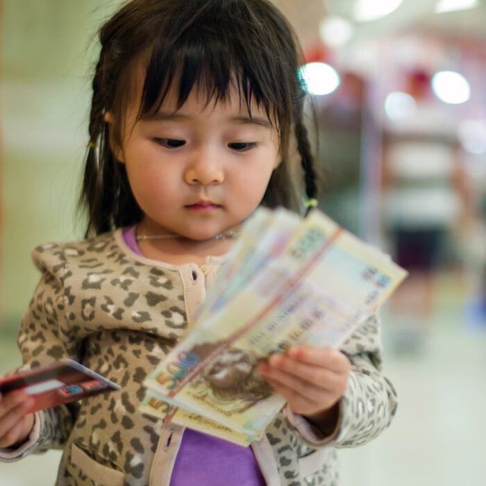South Korean Parents Open Investment Accounts for Infants as Early Wealth-Building Trend Accelerates
