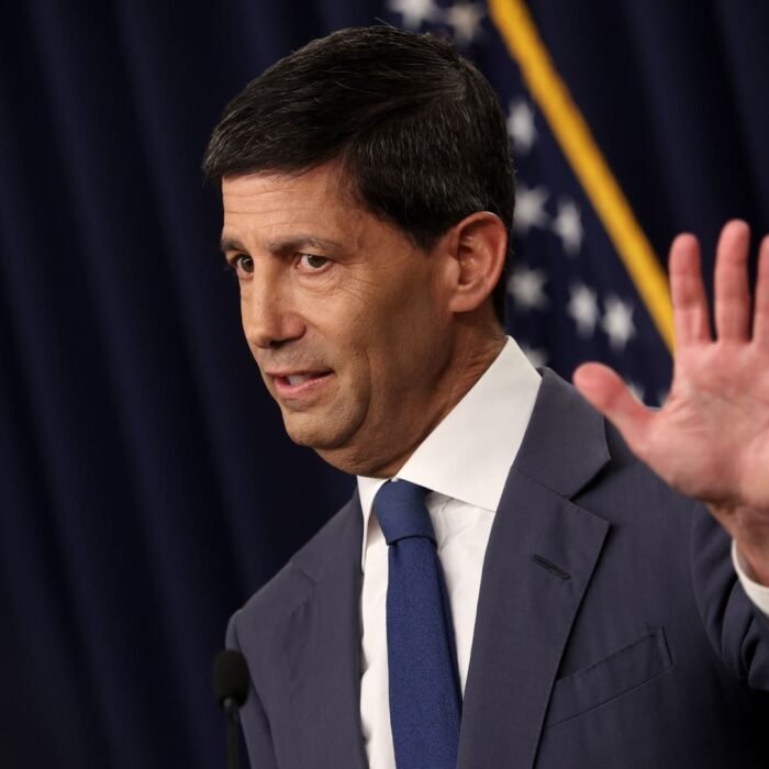 Treasury Pushes Fed to Expand Lending Facility in Effort to Support Japanese Yen