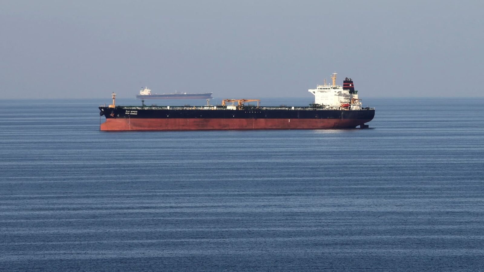 Oil falls as the U.S. pivots to economic pressure on Iran