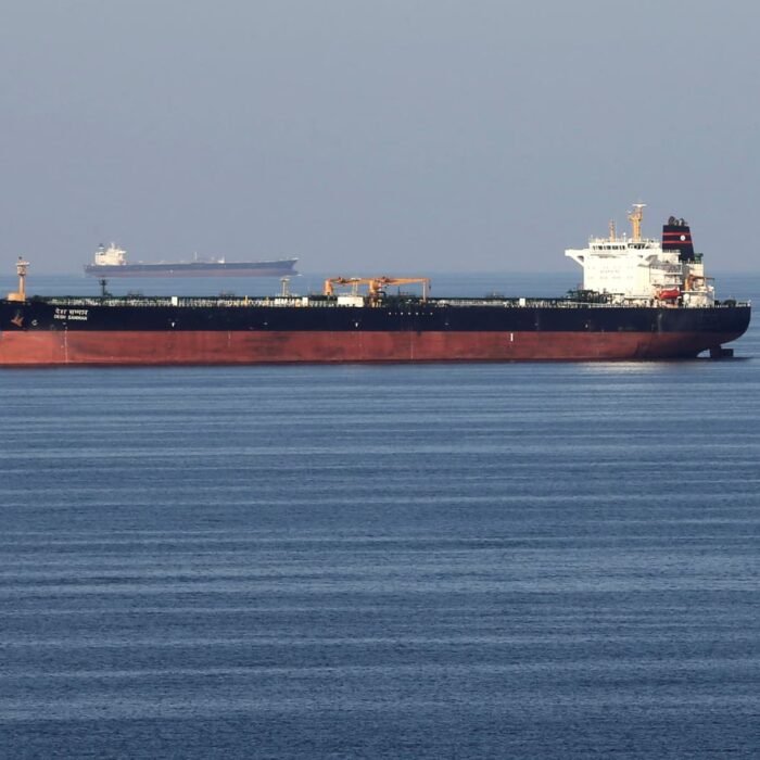 Oil falls as the U.S. pivots to economic pressure on Iran