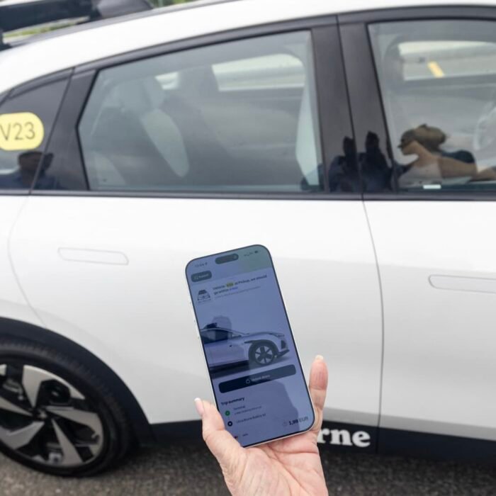 Uber partners with China's Pony.ai to bring 2,000 robotaxis to Europe