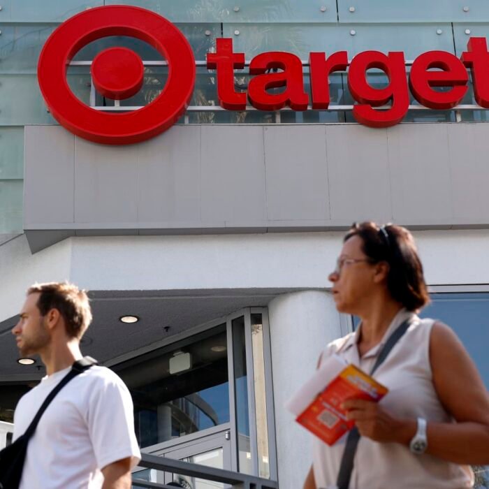 Tariff refunds complicate retailer earnings as big chains diverge on how to use windfall