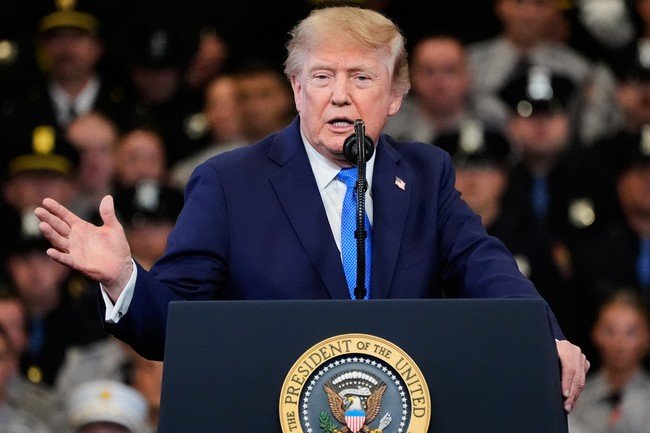 Trump Announces 'Economic D-Day' With Sweeping New Sanctions on Iran
