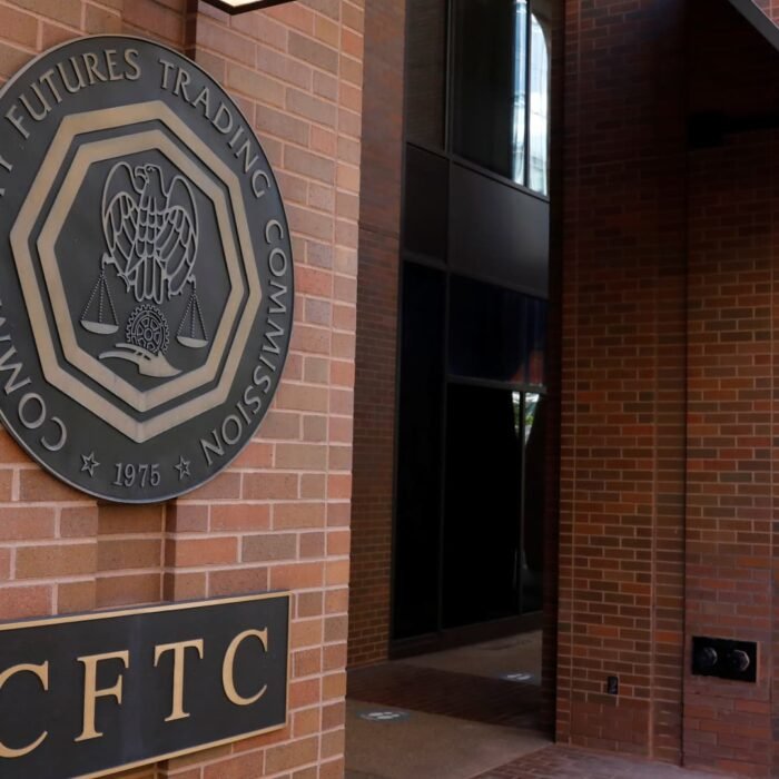 White House vets candidates for four CFTC vacancies, sources say