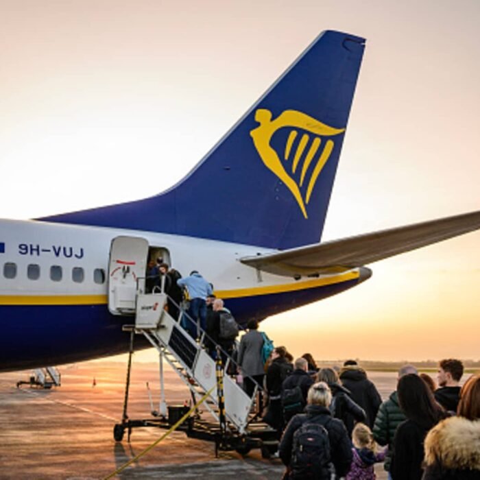 Ryanair CEO Warns of 'Significant Uplift' in Airfares as Oil Prices Stay Elevated