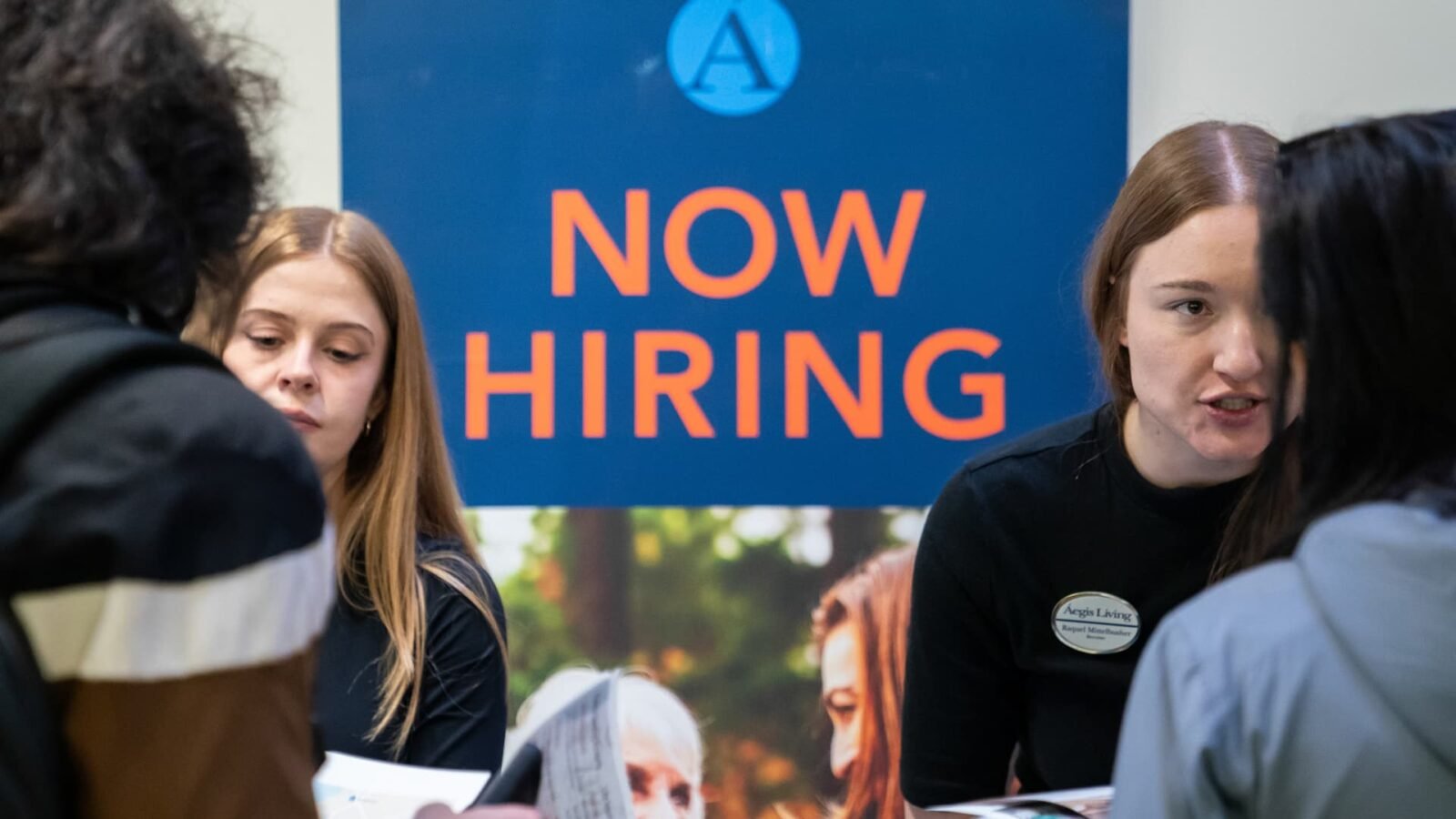 August jobs report expected to show another muted month of hiring