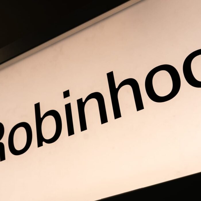 Robinhood prediction markets could get a football-season boost, Piper Sandler says