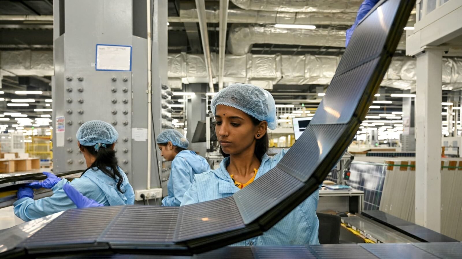India's Green Energy Push Collides With Its China Battery Dependence