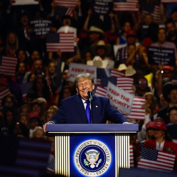 Trump Promises $5,000 'Dividend' to Every Adult American If GOP Sweeps Midterms